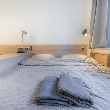 Business Andel, 10 Min To Centre, Netflix, Paid Parking * Prag