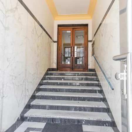 Business Andel, 10 Min To Centre, Netflix, Paid Parking Prag