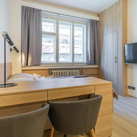 Business Andel, 10 Min To Centre, Netflix, Paid Parking * Praga