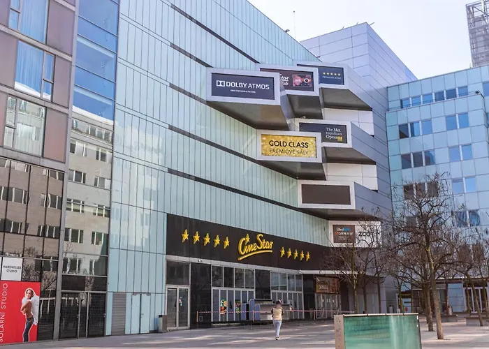 아파트 Business Andel, 10 Min To Centre, Netflix, Paid Parking *