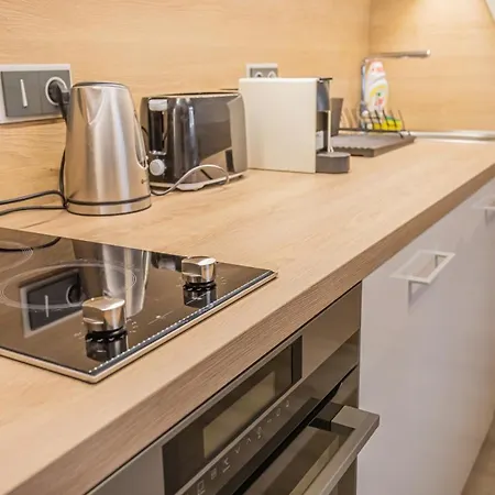 شقة Business Andel, 10 Min To Centre, Netflix, Paid Parking براغ